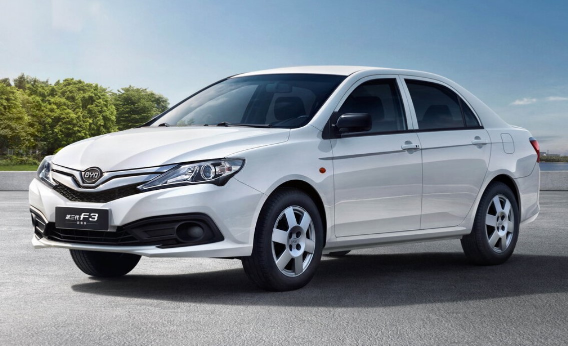 Фото BYD F3