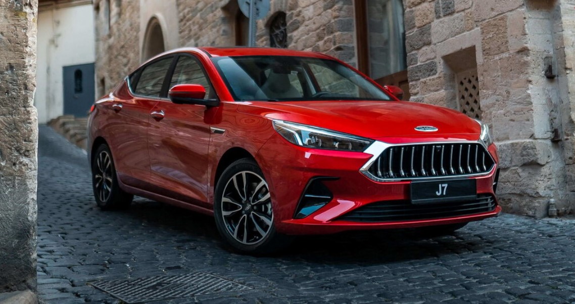 Фото JAC J7
