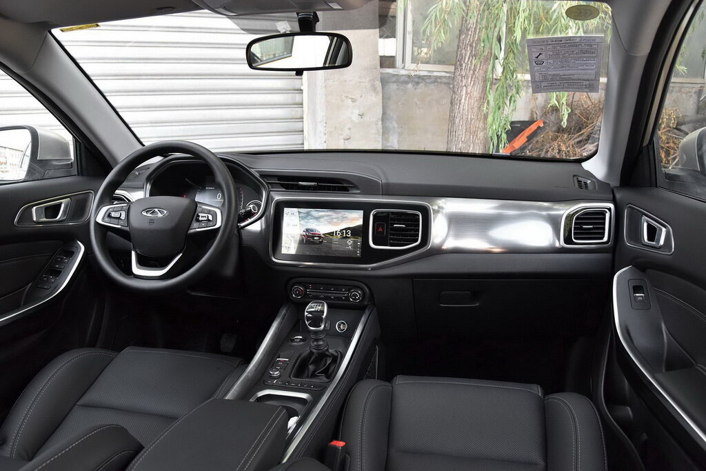 Chery Tiggo 8 Интерьер
