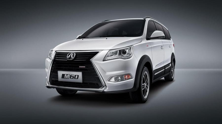 Минивэн BAIC M60